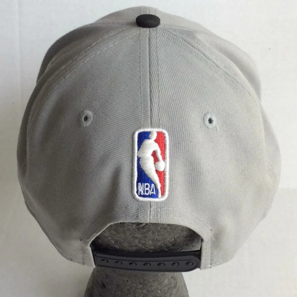 NBA Finals 2019 Golden State Warriors - Picture 3 of 8